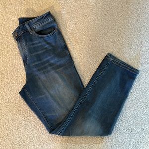 EXPRESS - Stretch + Hyper Stretch Slim Straight Jeans